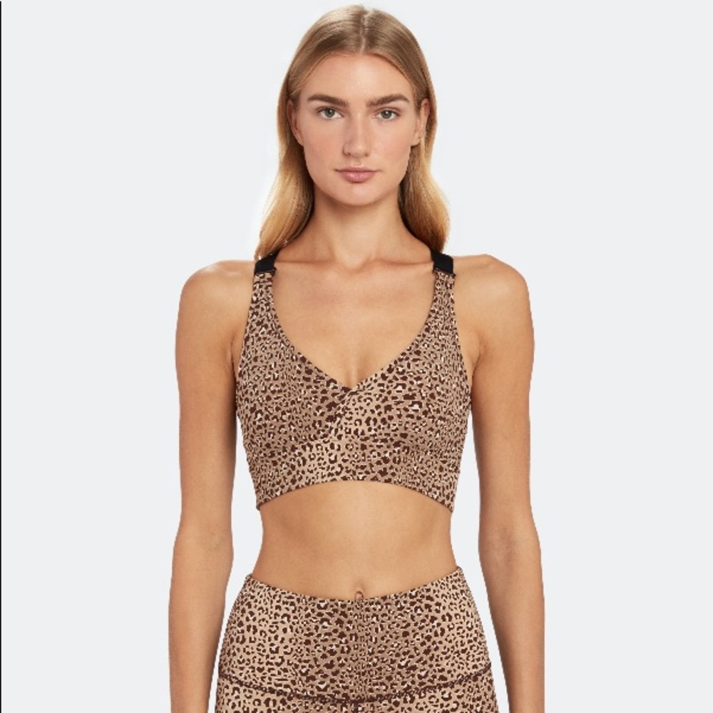 Varley bra and legging set.